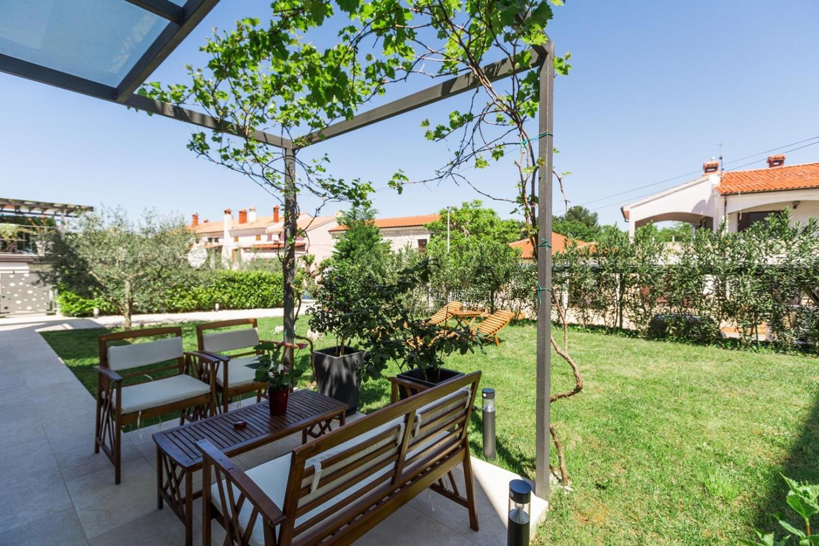 דירות פונטנה Riva Garden Exclusive מראה חיצוני תמונה